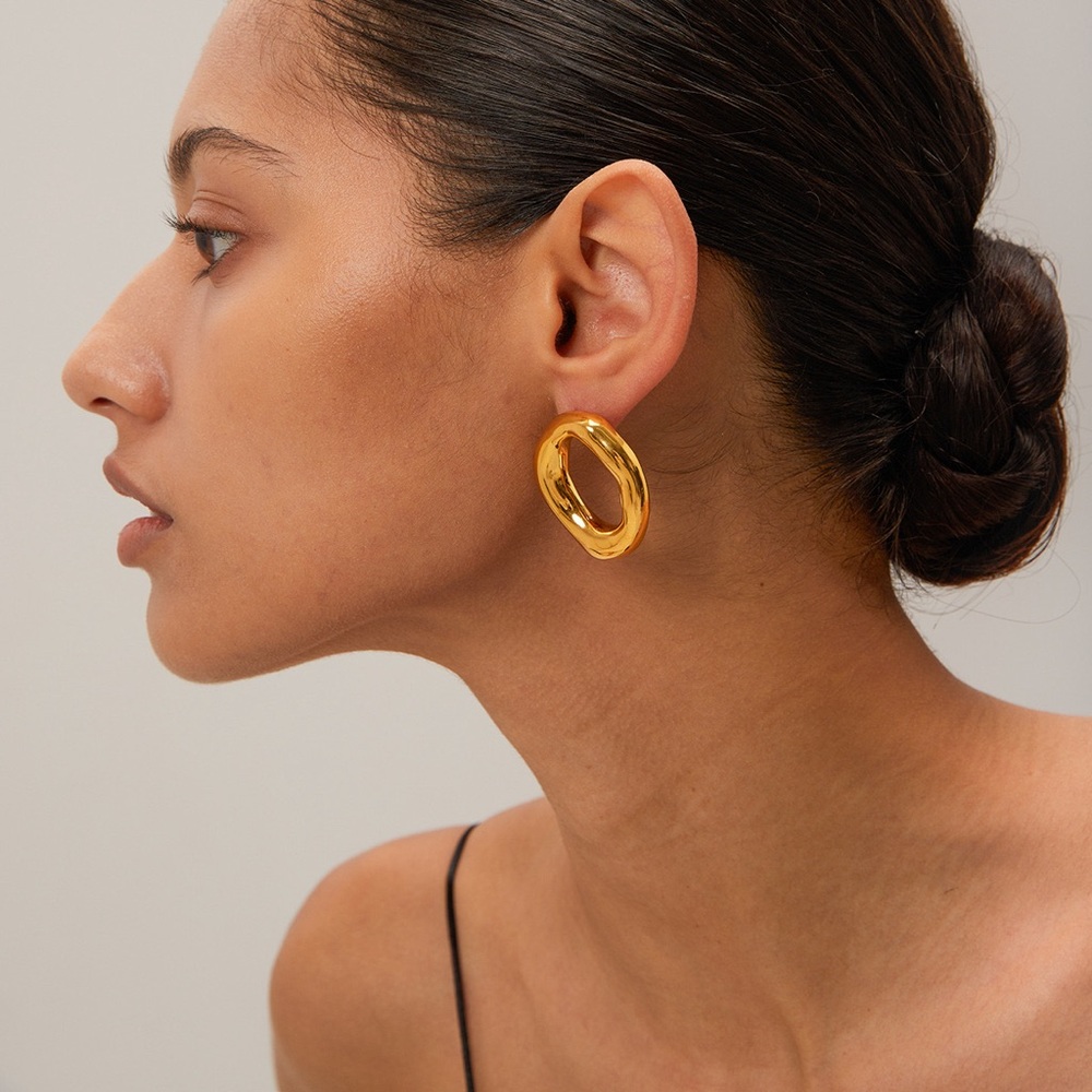 18K Gold Plated Circle Earrings*Minimalist Design*Geometric*Statement Earrings - Picture 3 of 8